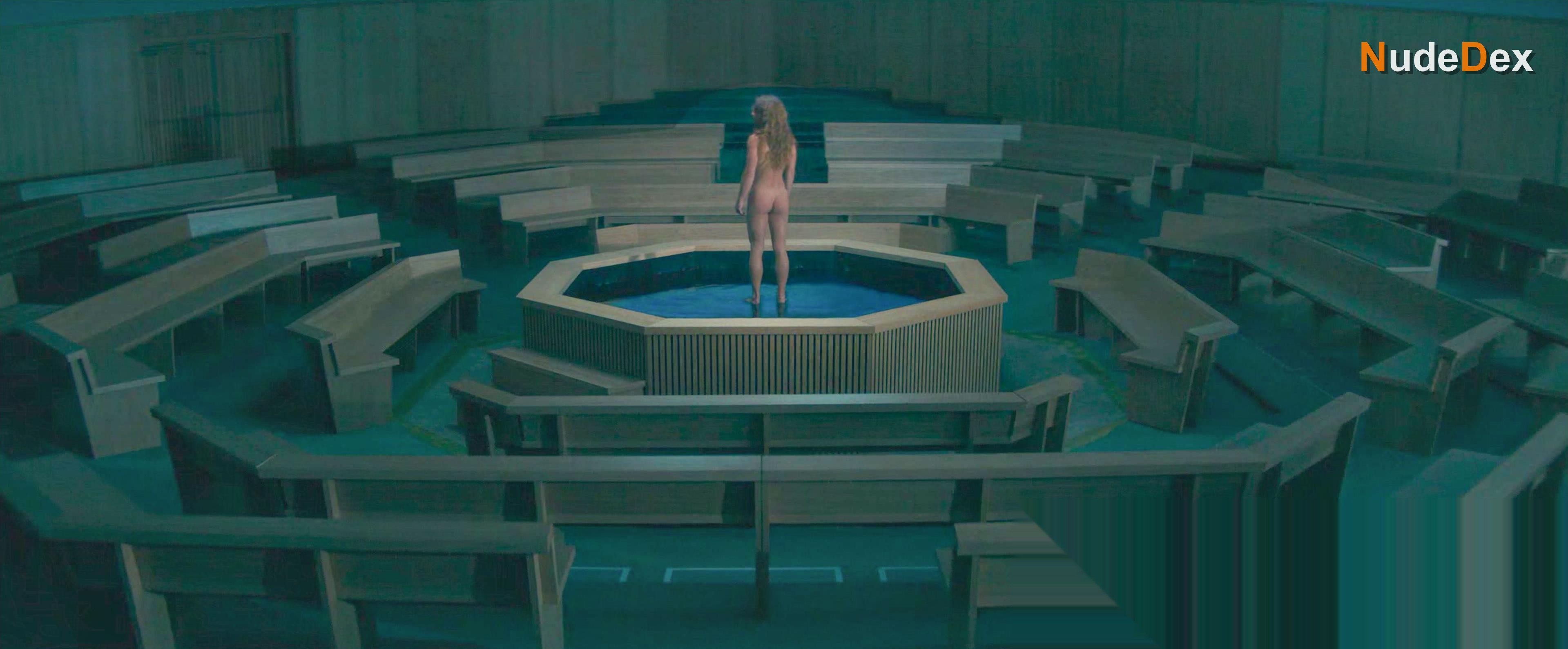 Molly Windsor in Unchosen, photo 6
