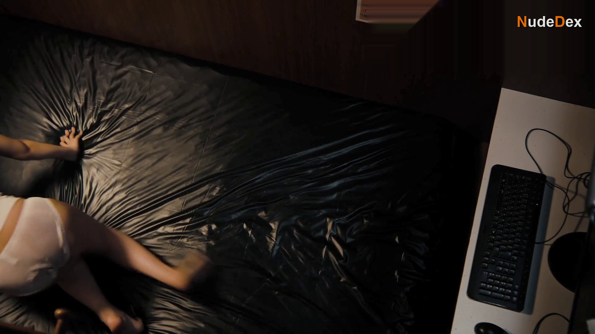 Momo Fukuda in Whispers Of Vengeance, photo 6