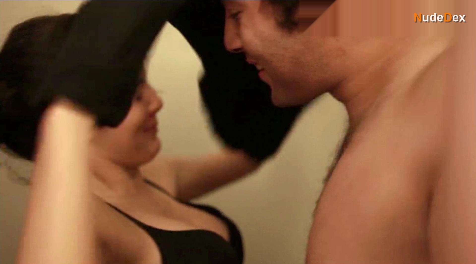 Monica Barbaro in Bullish, photo 2