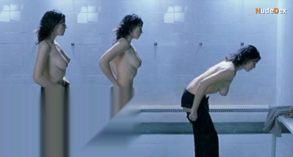 Monica Bellucci in Agents Secrets, photo 2