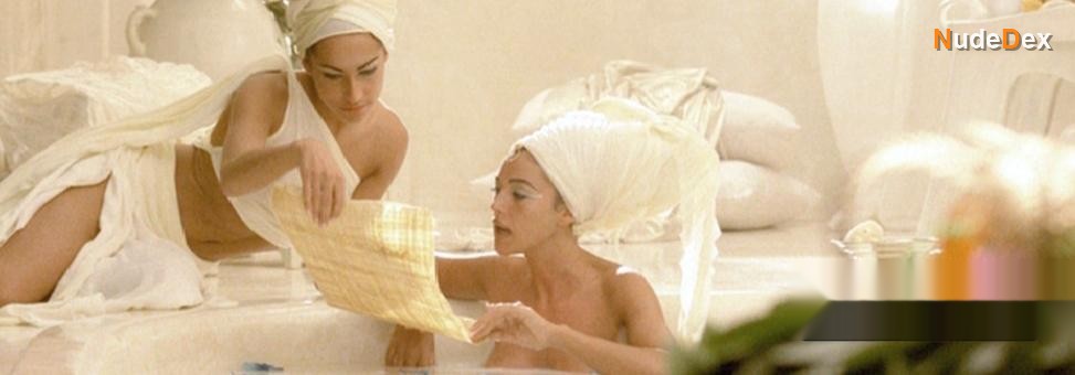 Monica Bellucci in Asterix Obelix Mission Cleopatre, photo 12