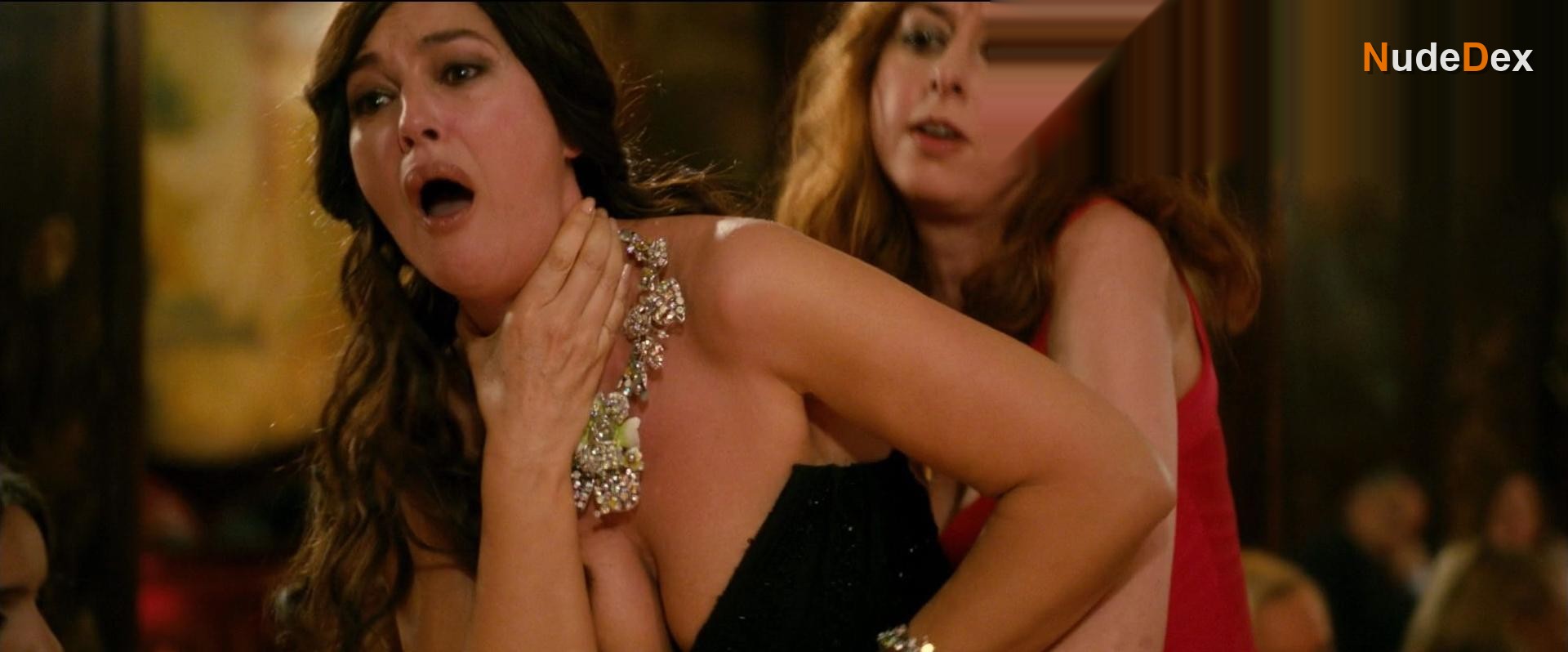 Monica Bellucci in Des Gens Qui S Embrassent, photo 6