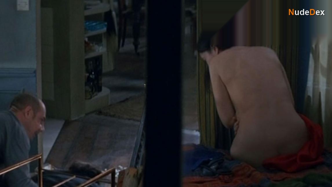 Monica Bellucci in How Much Do You Love Me, photo 11
