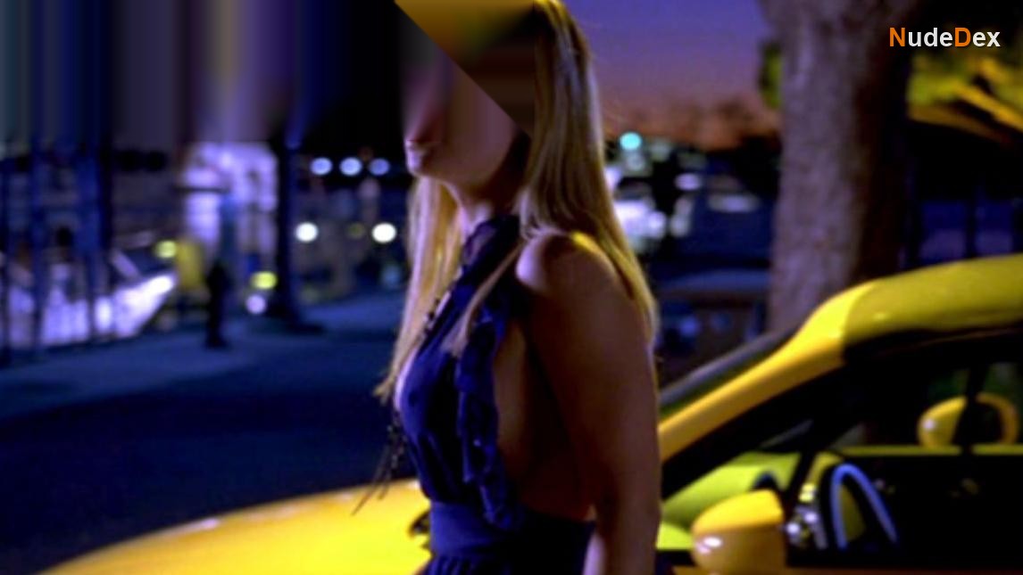 Monica Keena in Loaded, photo 6
