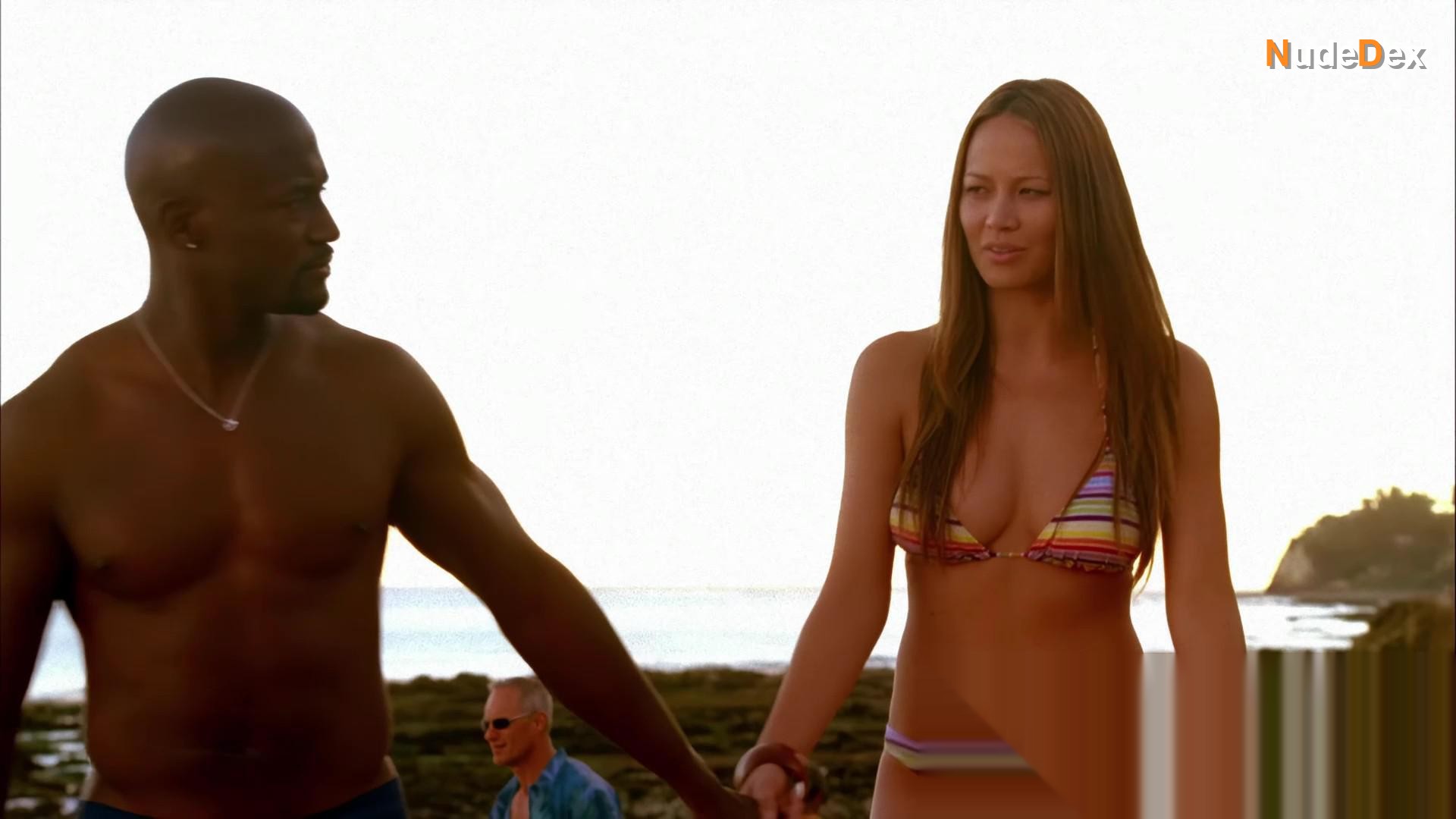 Moon Bloodgood in Day Break, photo 1