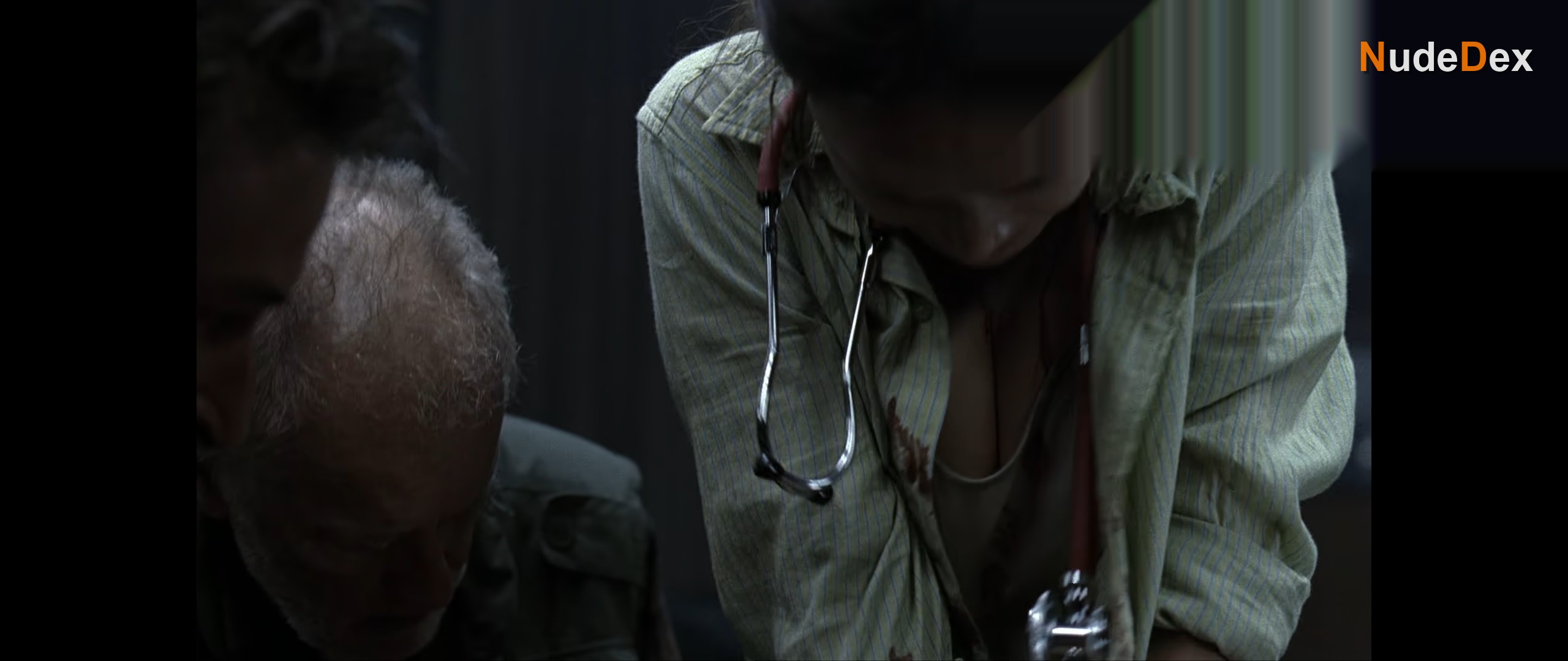 Moon Bloodgood in Falling Skies, photo 41