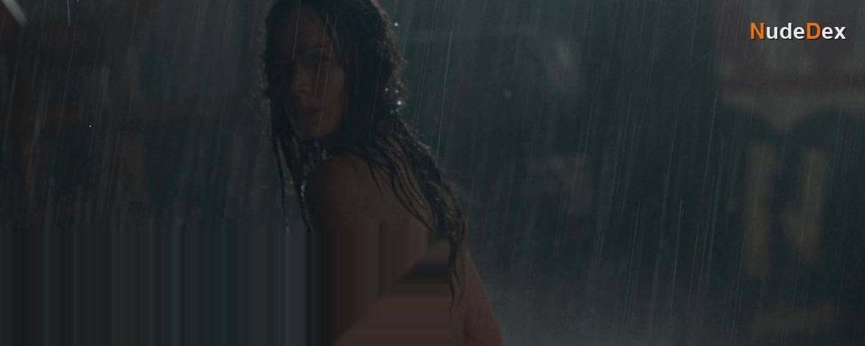 Moon Bloodgood in Terminator Salvation, photo 3