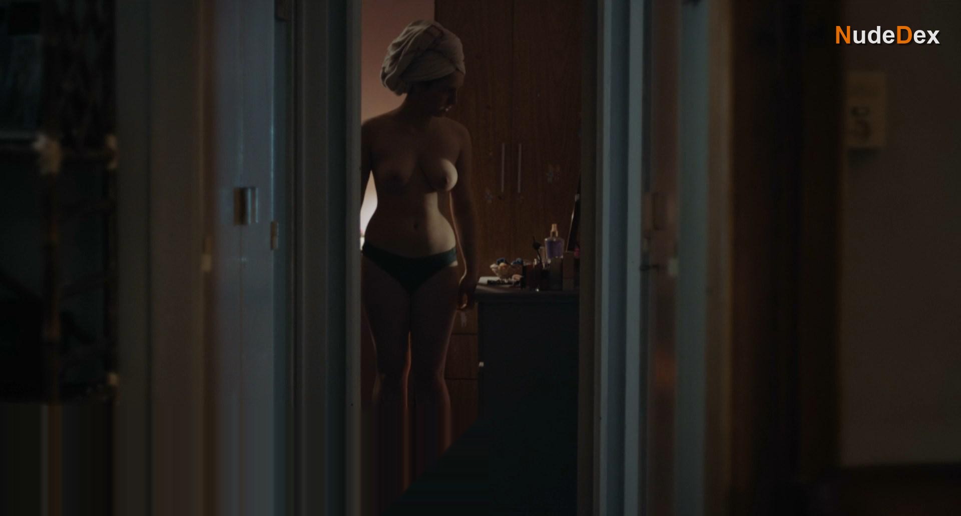 Mora Arenillas in Invisible, photo 9