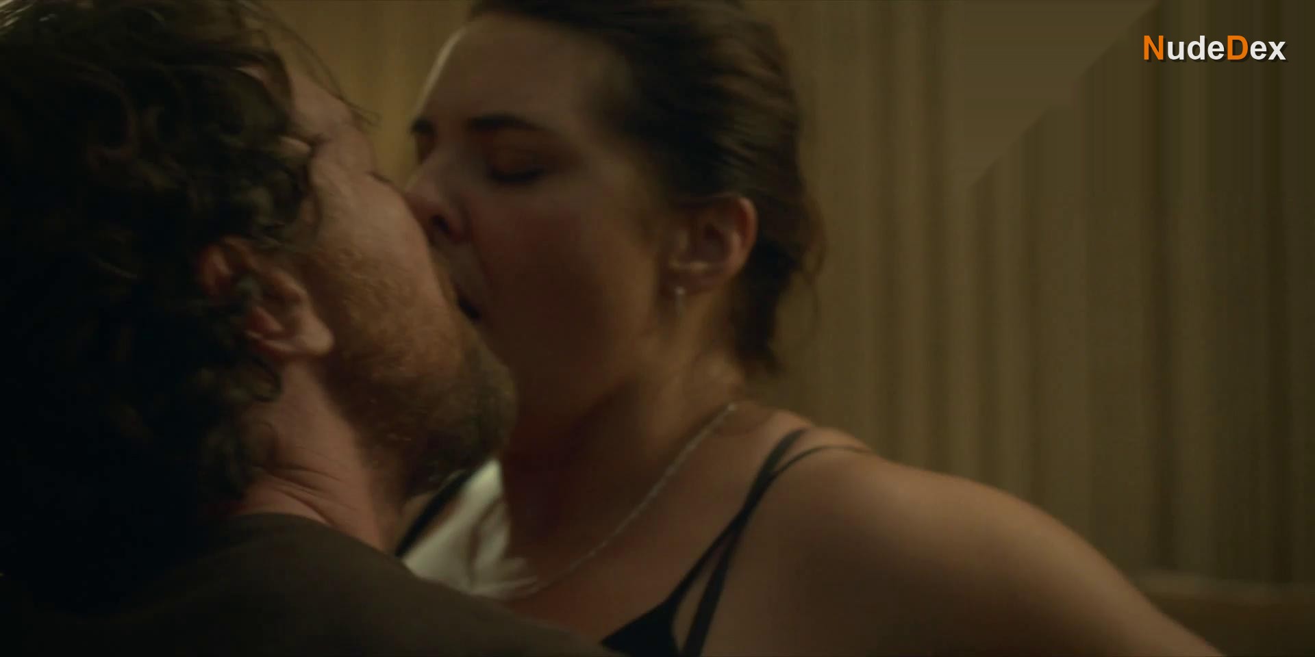 Morgana O'reilly in Playing Gracie Darling, photo 5