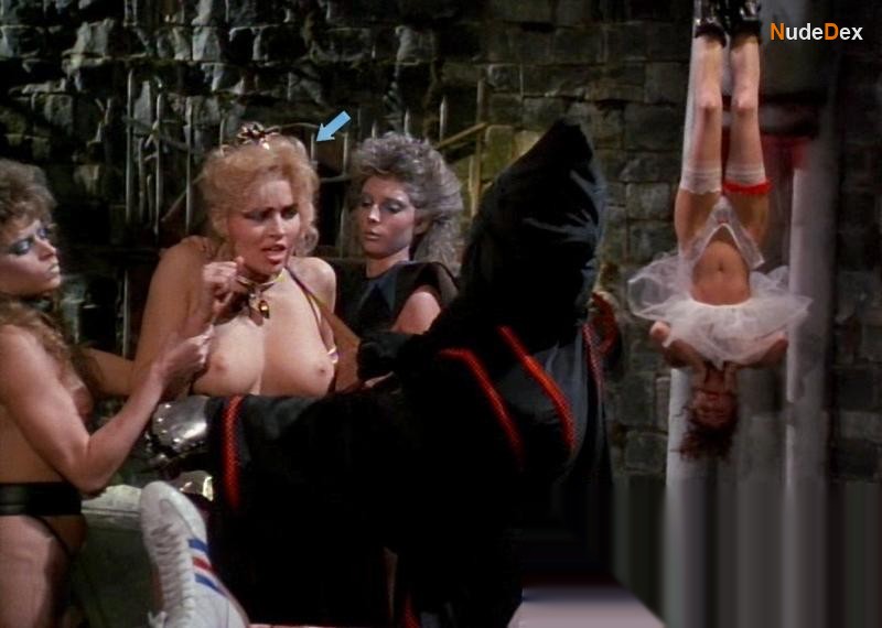 Morgan Fox in Flesh Gordon Meets The Cosmic Cheerleaders, photo 3