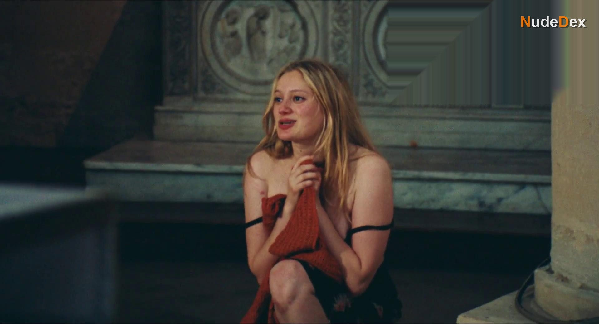 Nadia Tereszkiewicz in Forever Young, photo 9