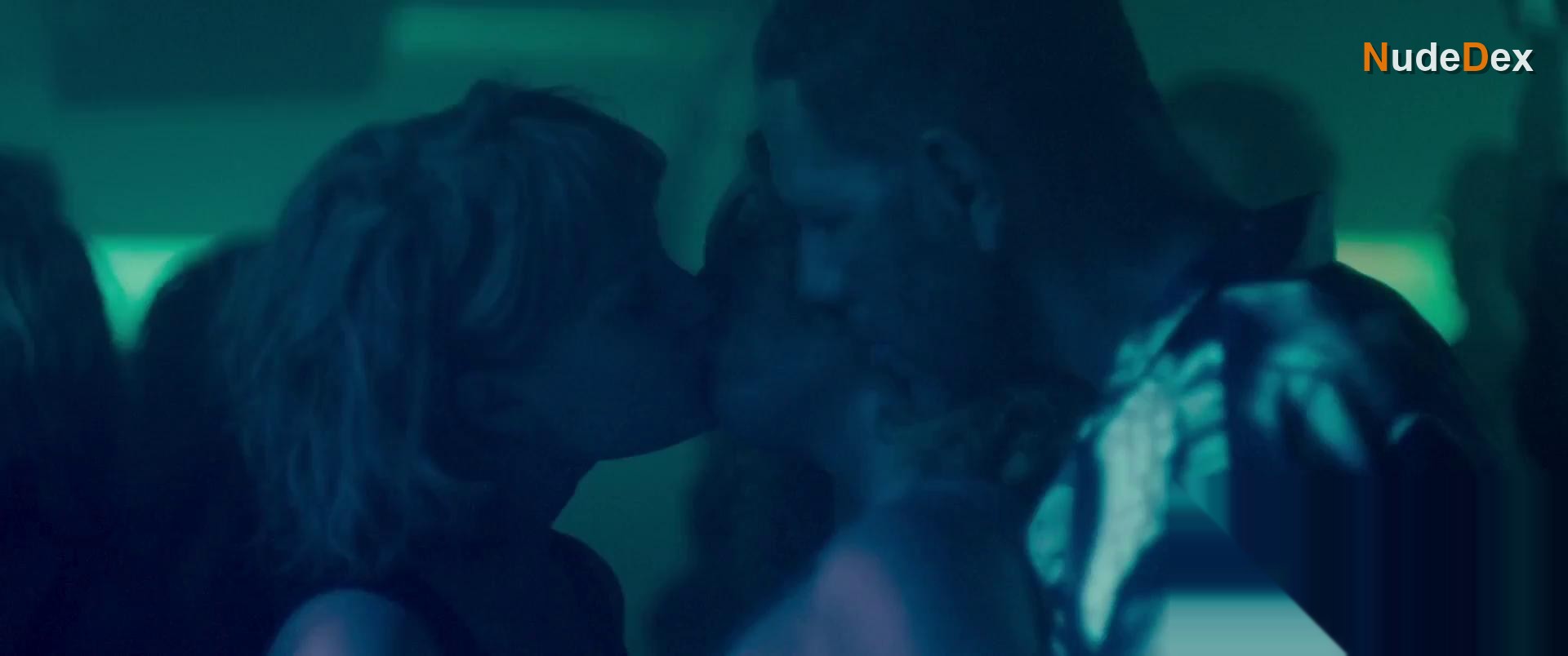 Nadia Tereszkiewicz in Persona Non Grata, photo 3