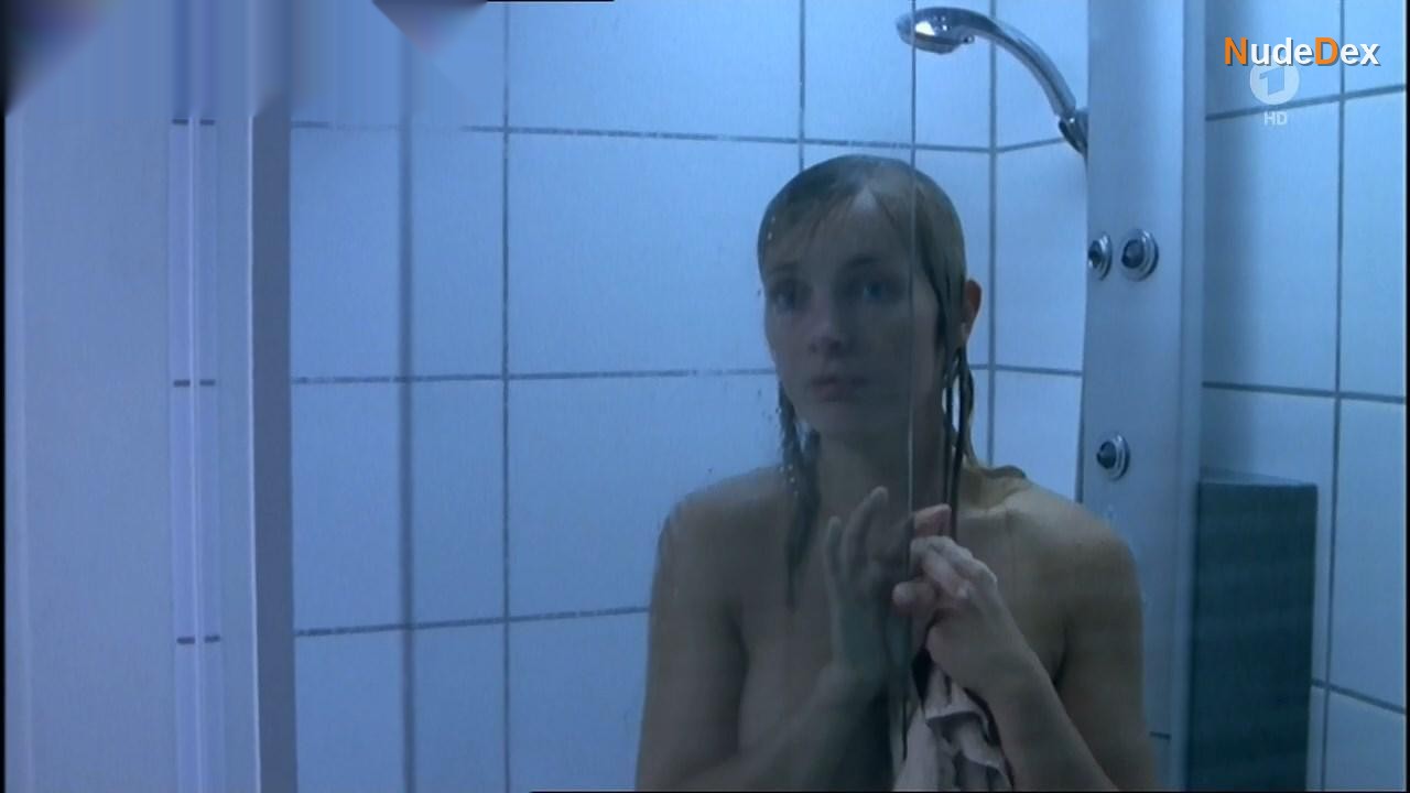 Nadja Uhl in Dornroschen Erwacht, photo 8