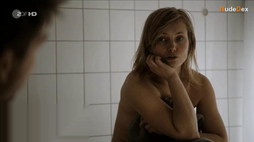 Nadja Uhl in Tod Im Internat, photo 4