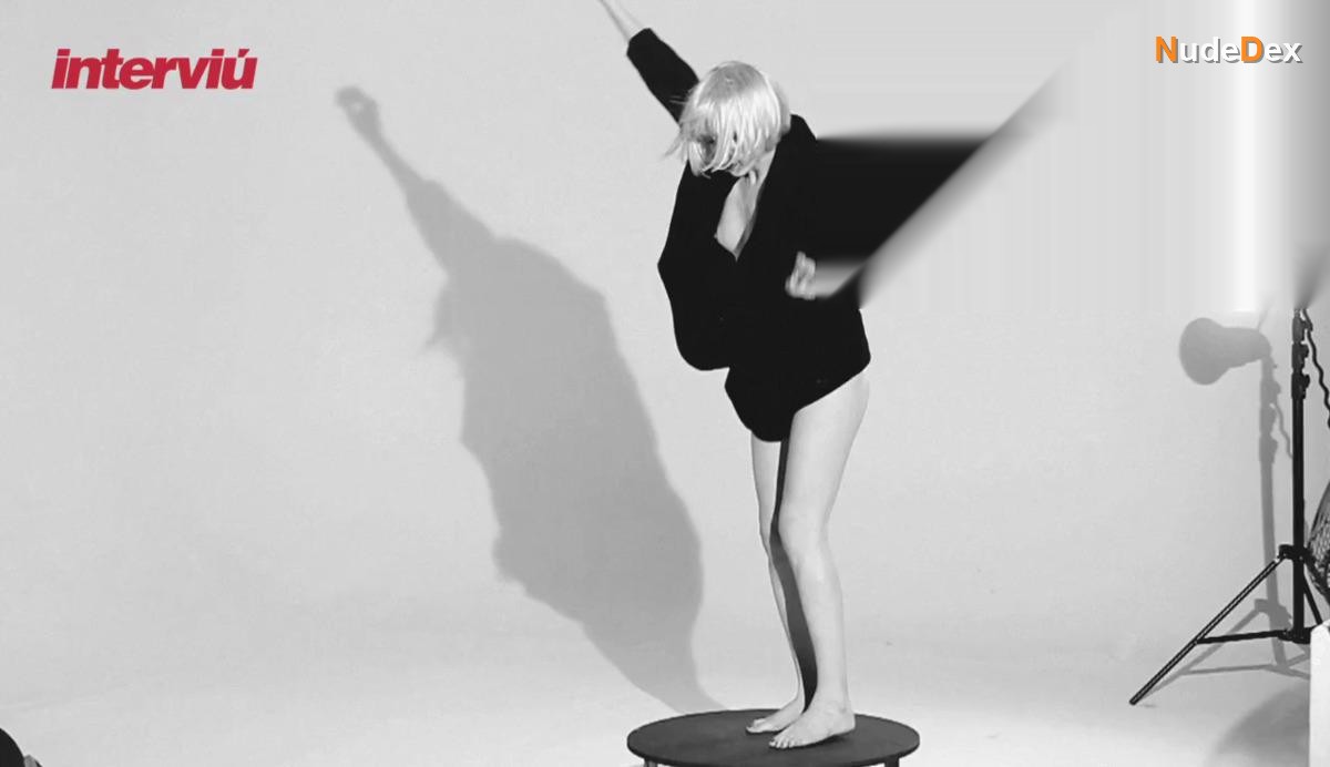 Najwa Nimri in Interviu, photo 12