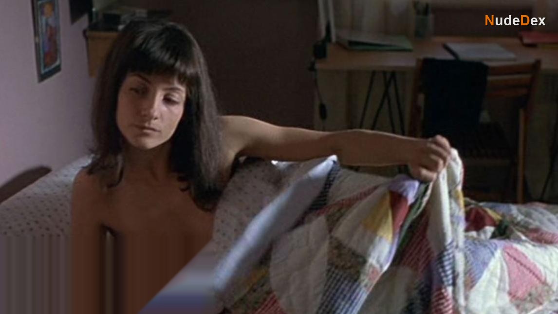 Najwa Nimri in Lovers Of The Arctic Circle, photo 5
