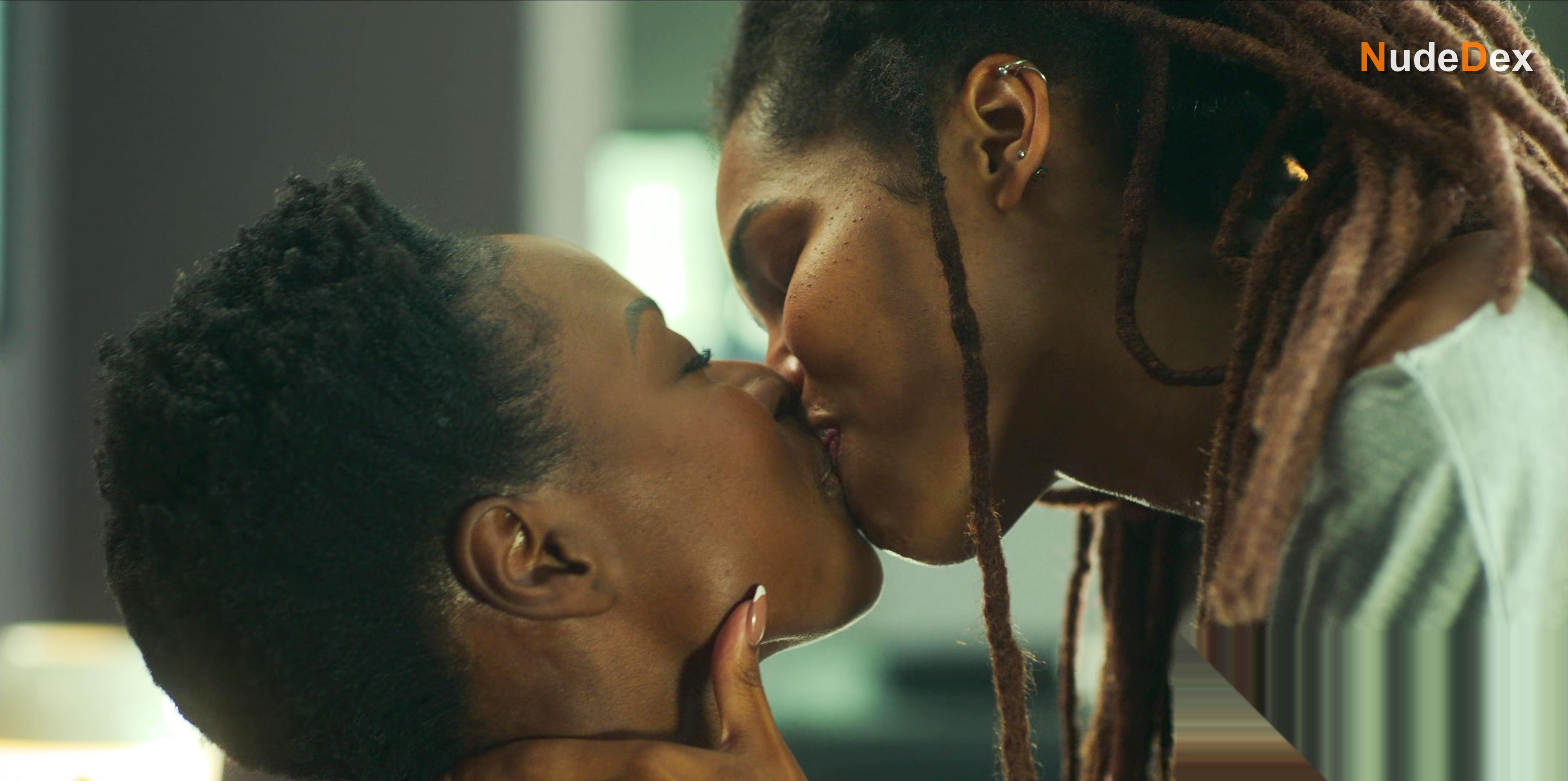 Nambitha Ben-mazwi in Savage Beauty