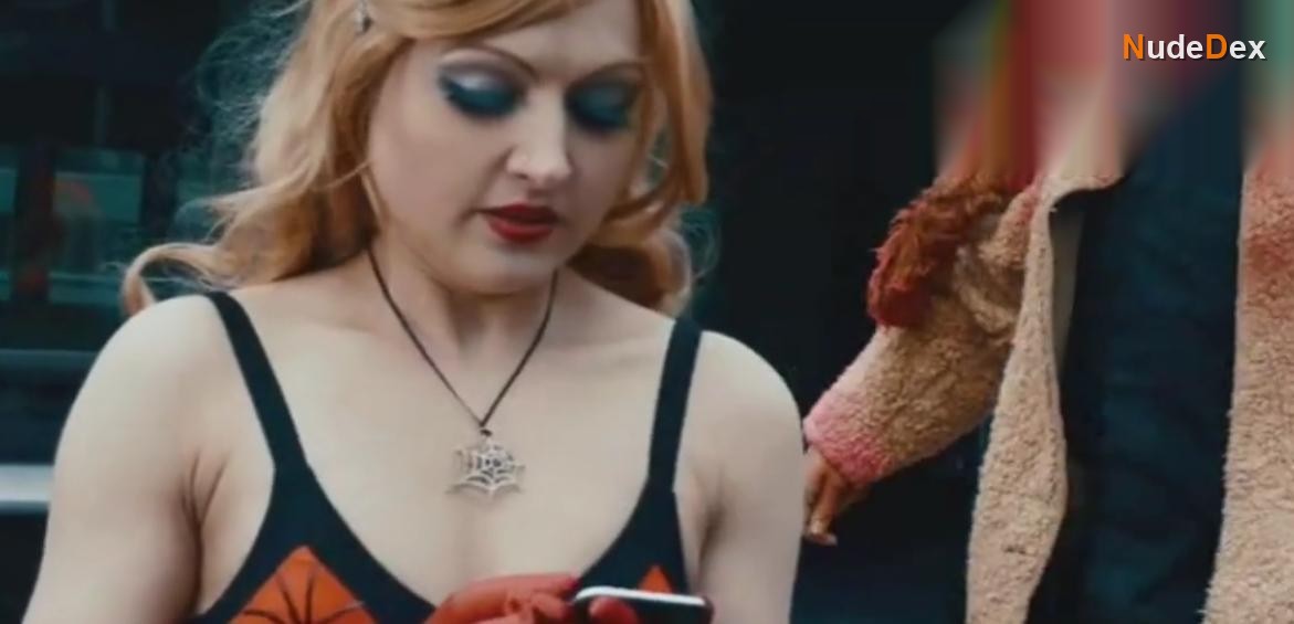 Nanni Van Hamburg in The League Of Superheroes, photo 4