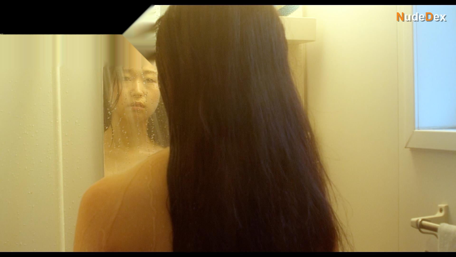 Naoho Ichihashi in Onna No Ana, photo 4