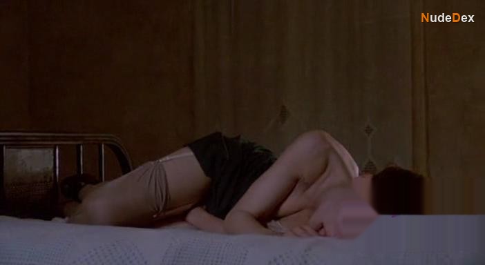 Nastassja Kinski in Maria's Lovers, photo 3