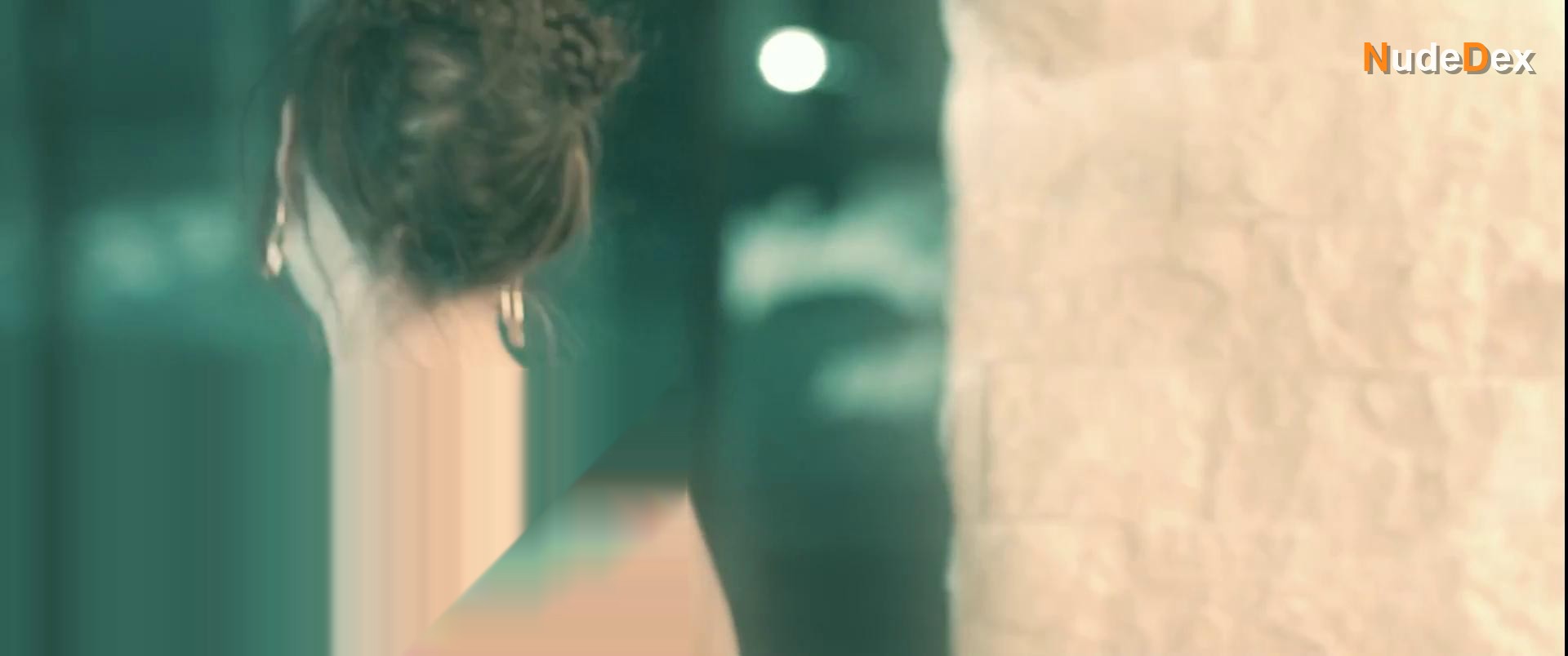 Natalia Berger in Posledniy Den Rozhdeniya, photo 10