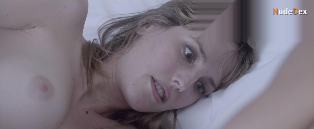 Natalia De Molina in Kiki, Love To Love, photo 8