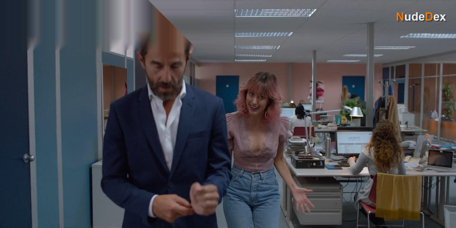 Natalia De Molina in Mirror, Mirror, photo 4