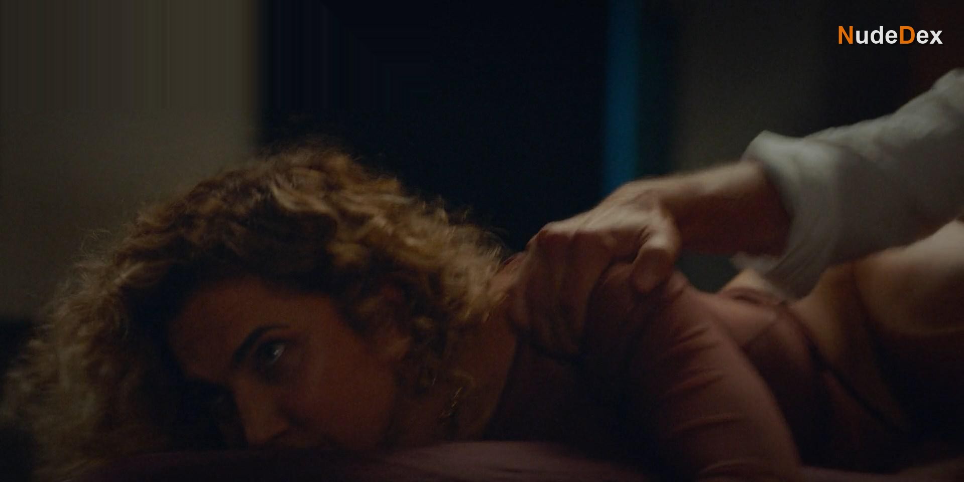 Natalia De Molina in Mirror, Mirror, photo 12