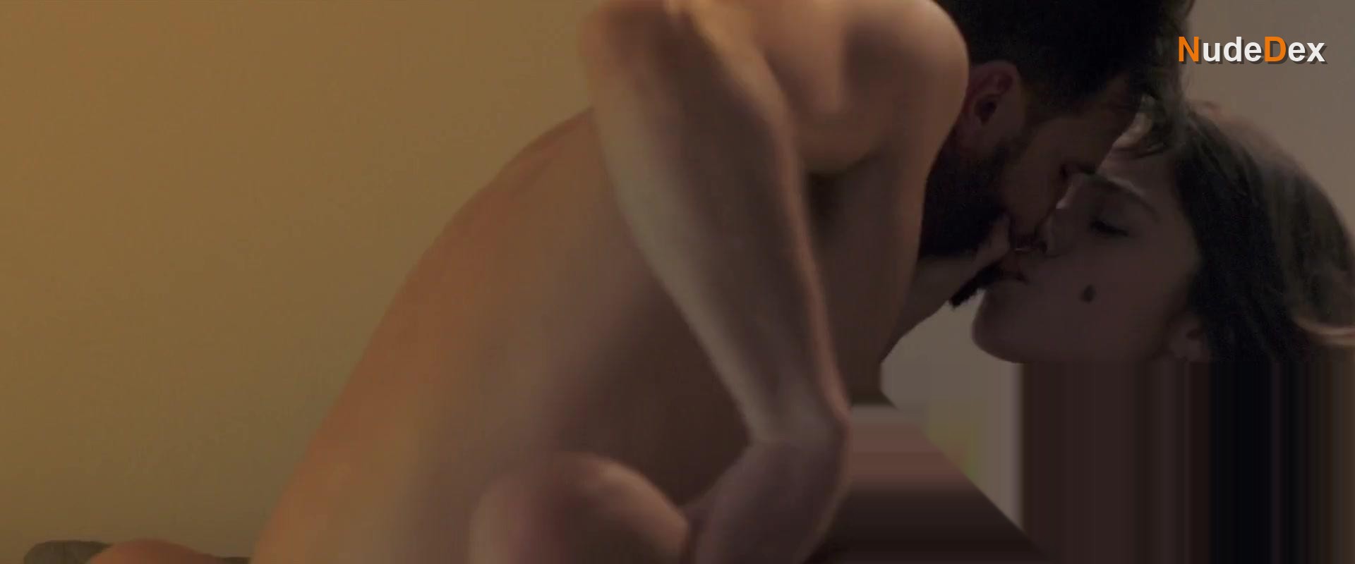 Natalia Tena in Sangre, photo 26