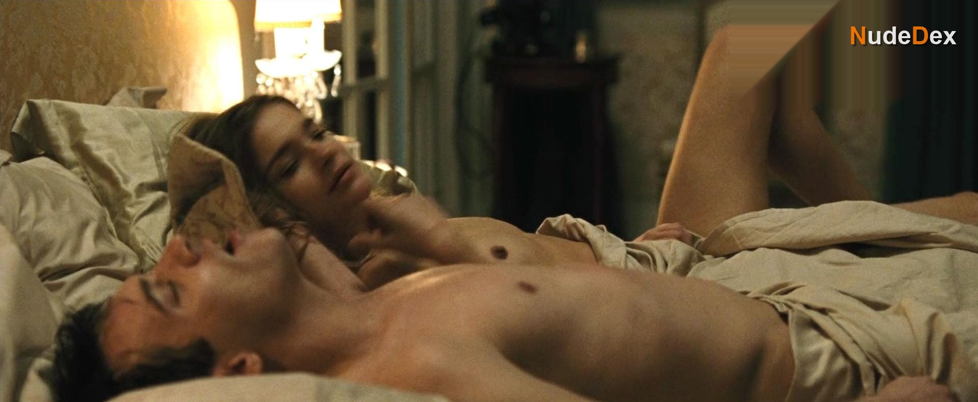 Natalia Vodianova in Belle Du Seigneur, photo 5