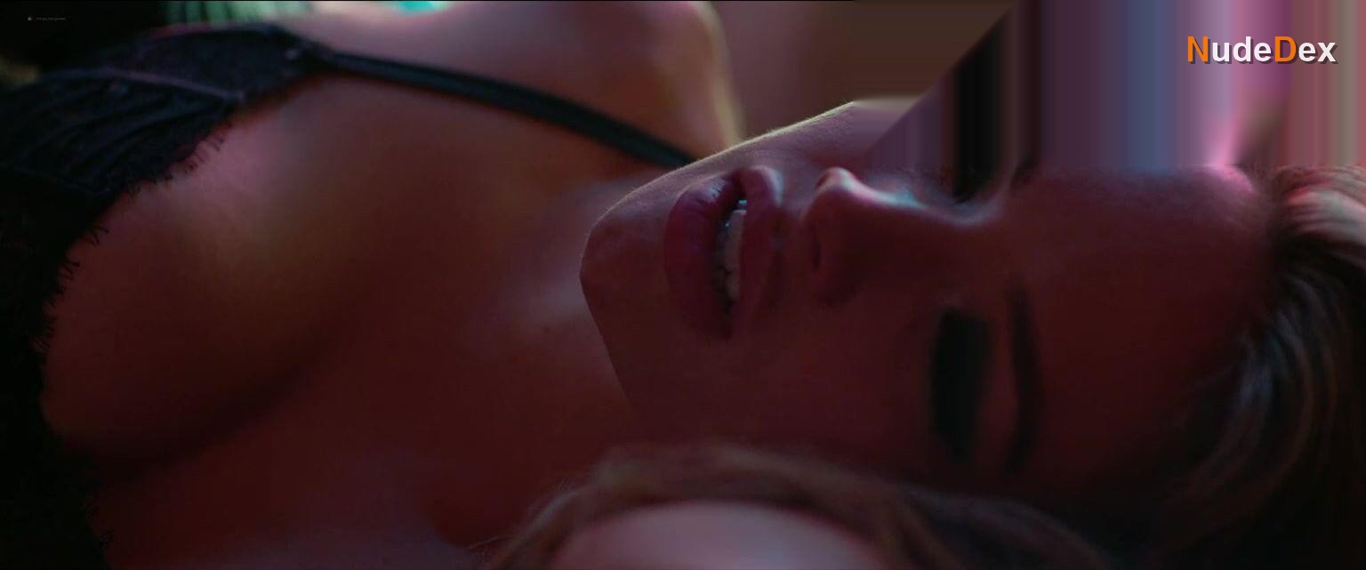 Natalie Alyn Lind in Marked Men: Rule + Shaw, photo 2
