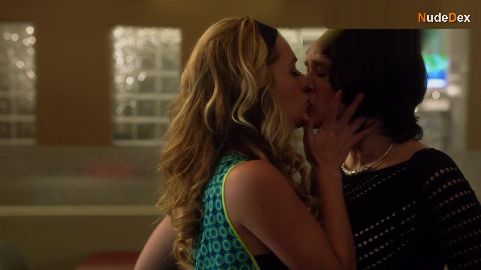 Natalie Hall in Star-crossed, photo 13