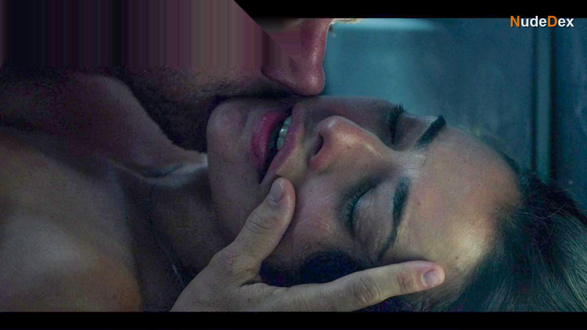 Natalie Martinez in Into The Dark, photo 2