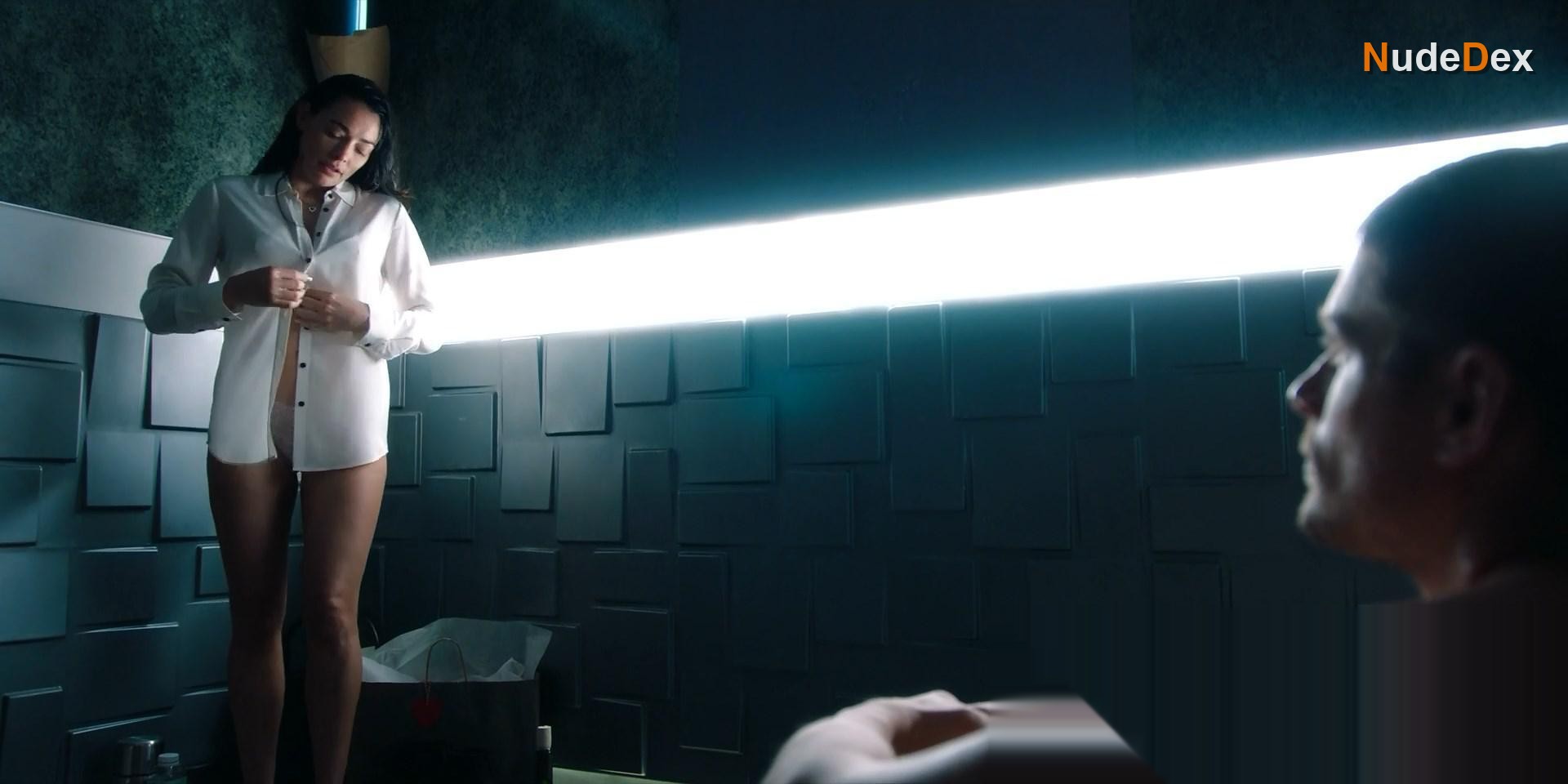 Natalie Martinez in Into The Dark Down, photo 9