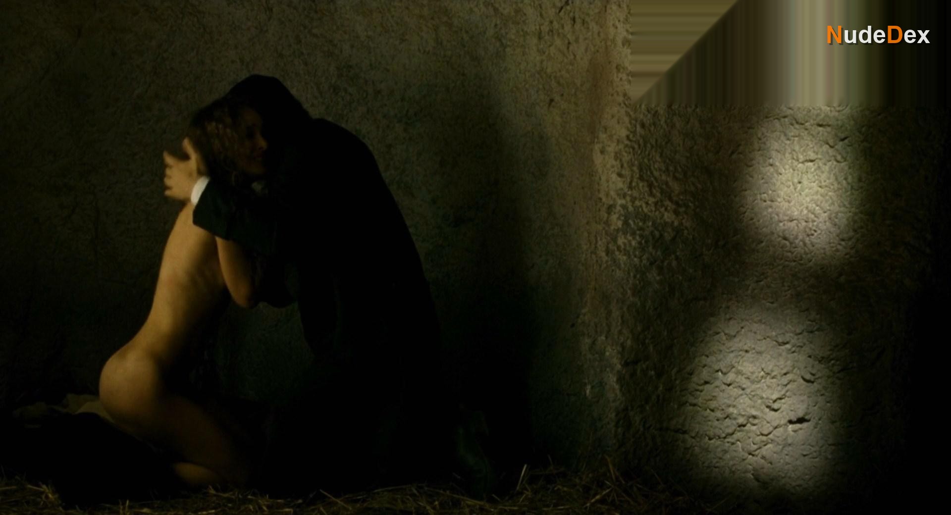 Natalie Portman in Goya S Ghosts, photo 5