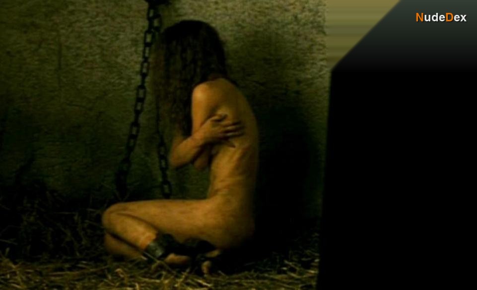 Natalie Portman in Goya S Ghosts, photo 13