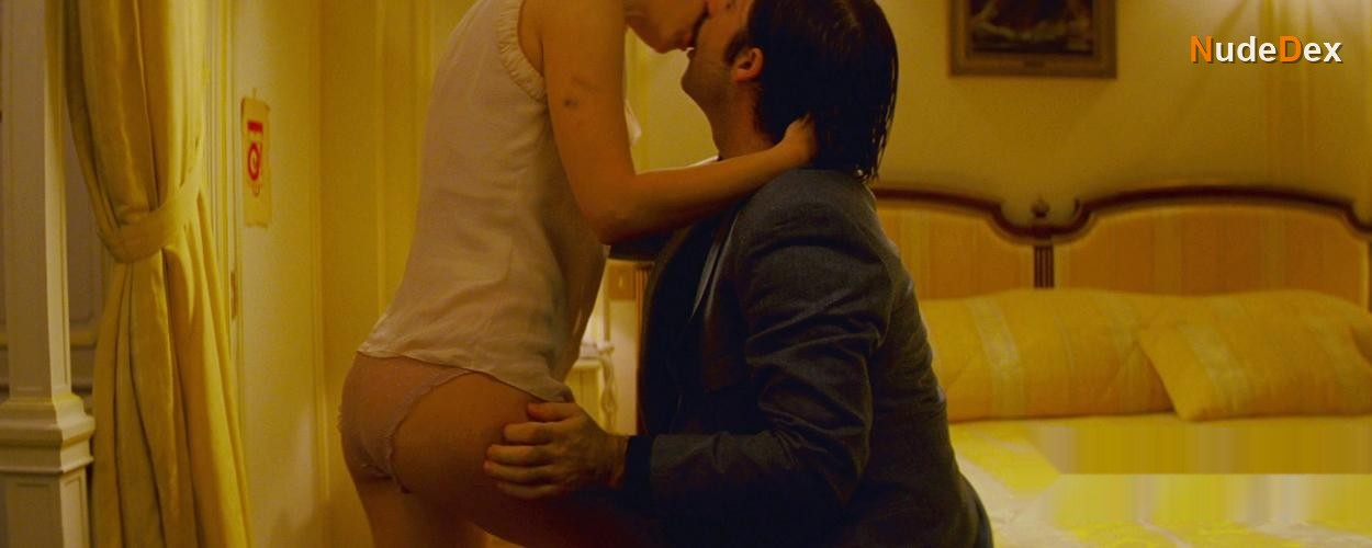 Natalie Portman in Hotel Chevalier, photo 10