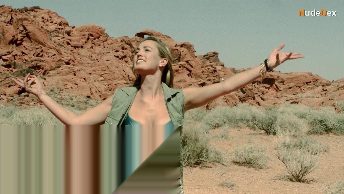 Natalie Scheetz in Seed 2 The New Breed, photo 1