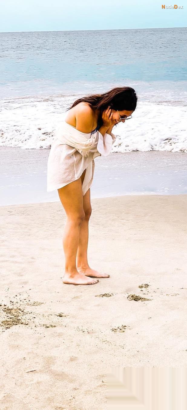 Natali Zegarra in The Body Nation, photo 1