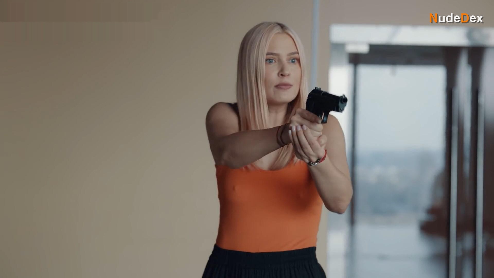 Natalya Rudova in Behappy