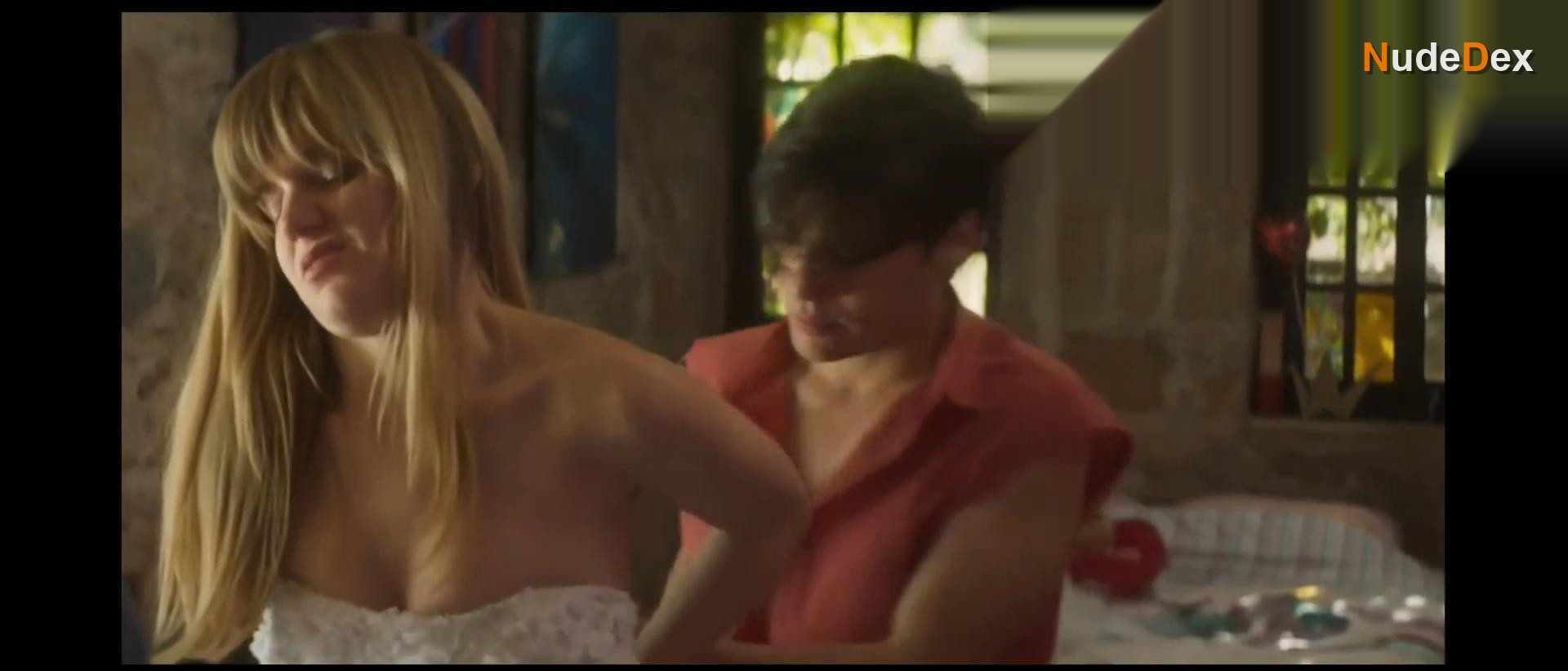 Natasa Exintaveloni in Dodo, photo 7