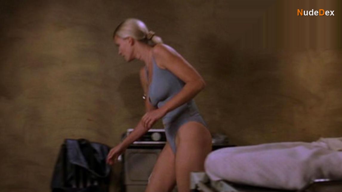 Natasha Henstridge in Ghosts Of Mars, photo 2