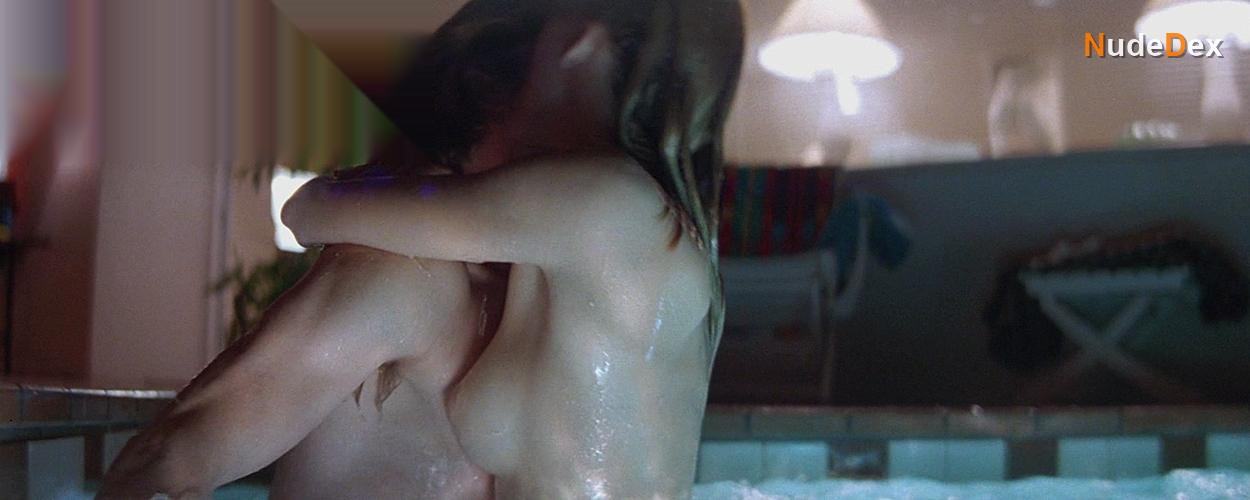 Natasha Henstridge in Species, photo 8