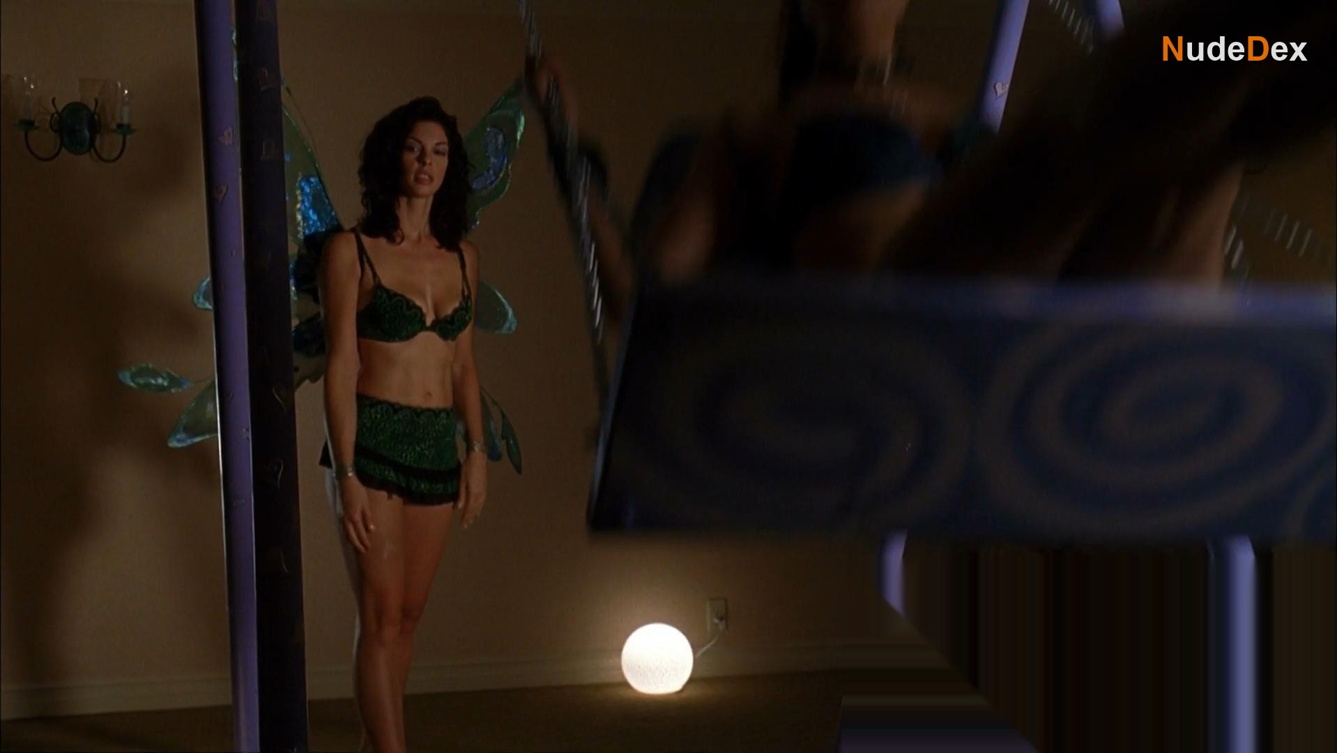Natassia Malthe in Sex And Death 101, photo 2