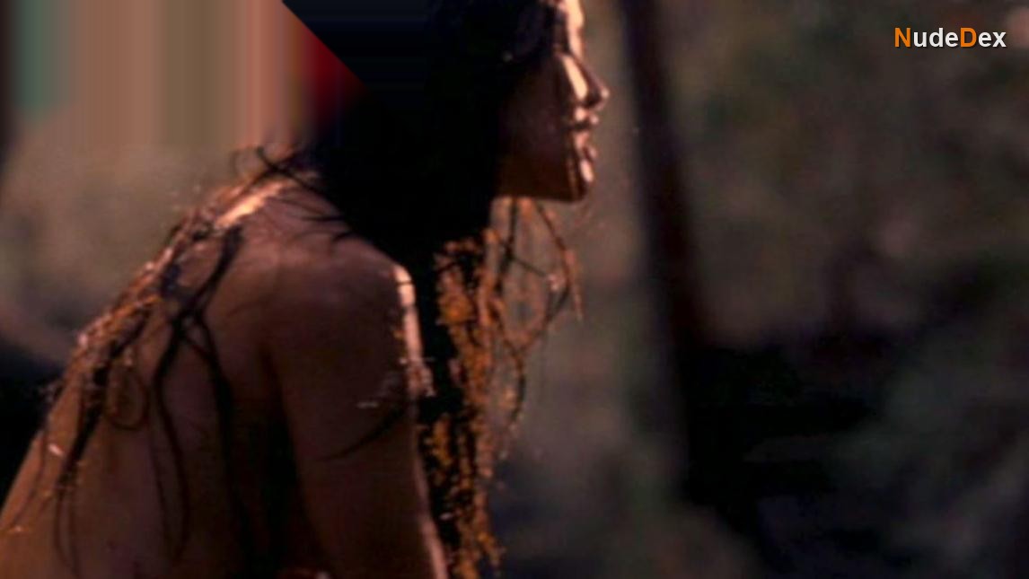 Natassia Malthe in Skinwalkers, photo 2