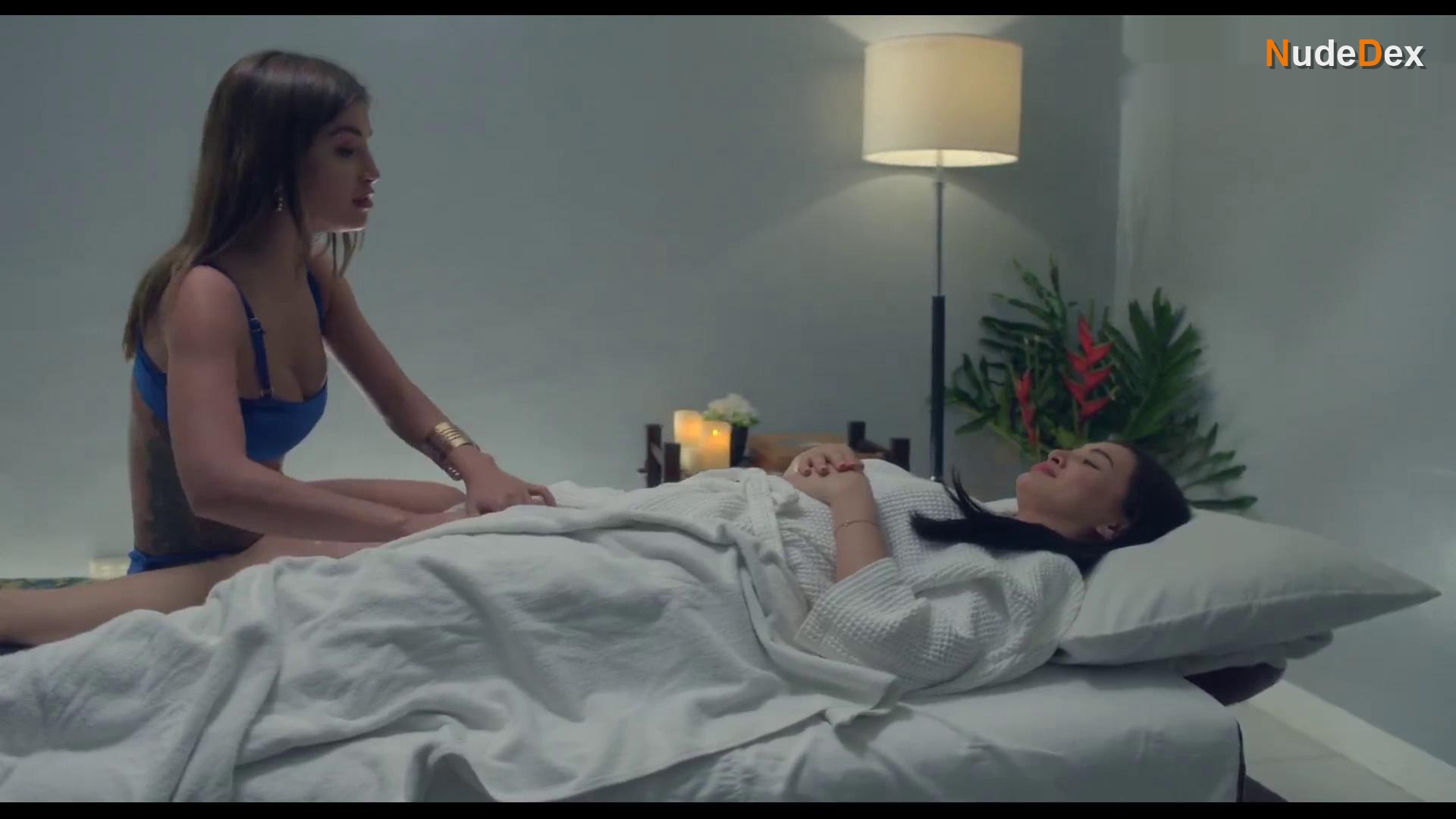 Nathalie Hart in Abay Babes, photo 7