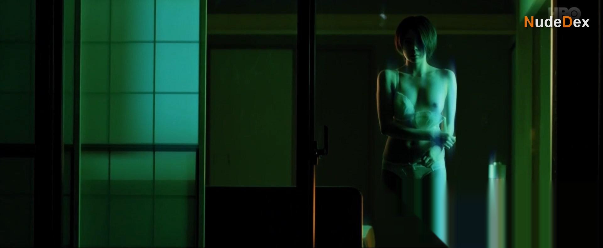Natsuko Kobayashi in Birdsong, photo 12