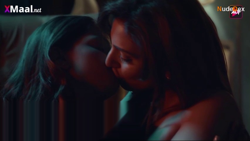 Navina Bole in Crime And Confessions, photo 101