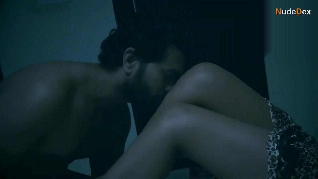 Nazia Mirza in I Deal Friendship, photo 15