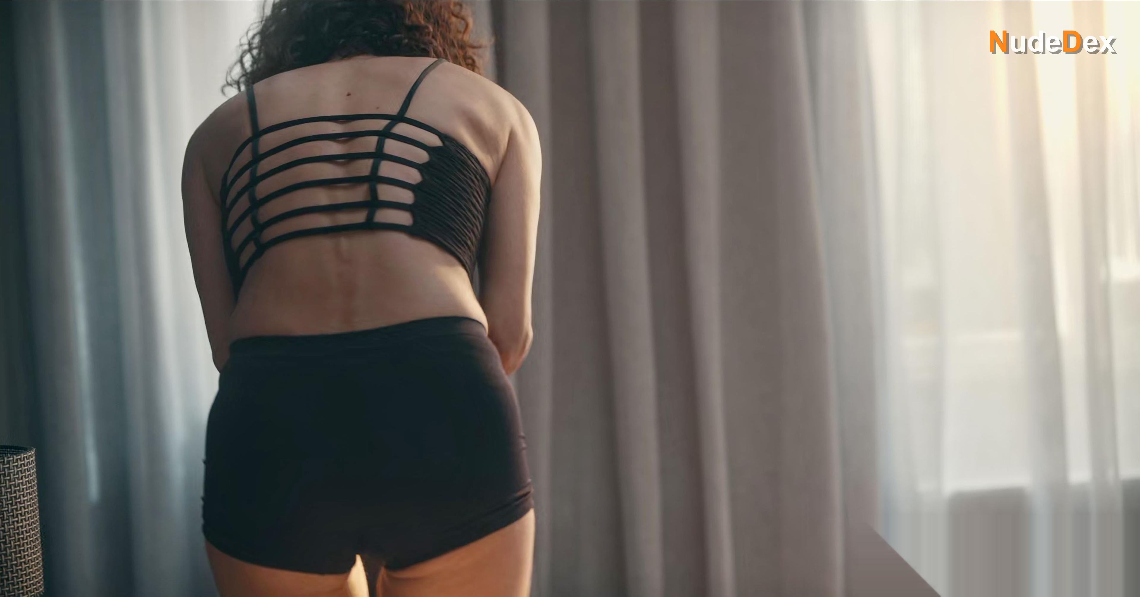 Nehir Erdogan in Mira: Life After Divorce, photo 10